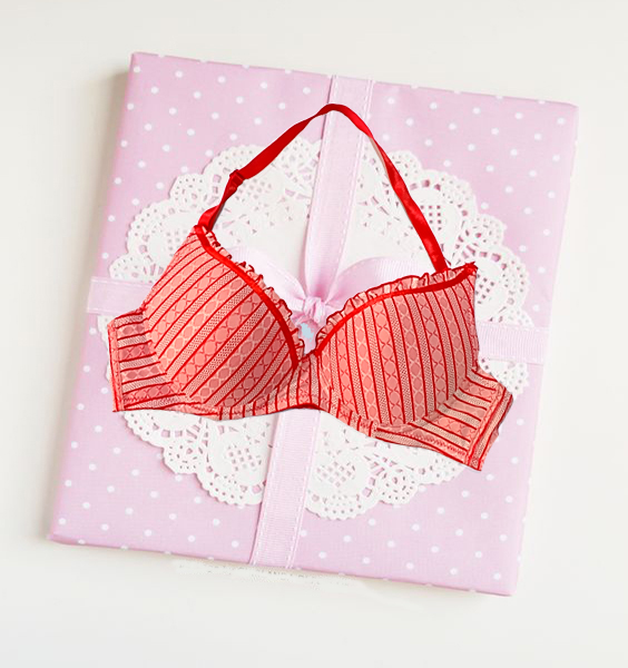 Snazzy Red Printed Padded Halter Bra