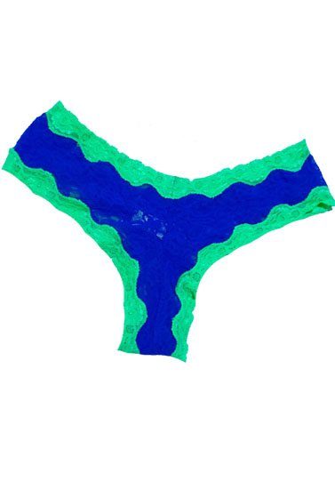 VICTORIAS SECRET Luxurious Lacy Panty